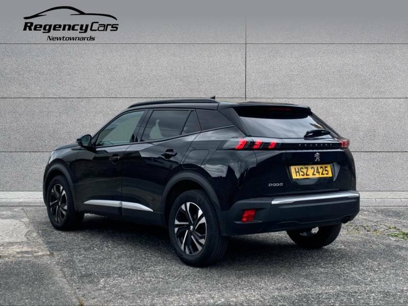 Peugeot 2008 1.2 Puretech Allure Premium Black #6