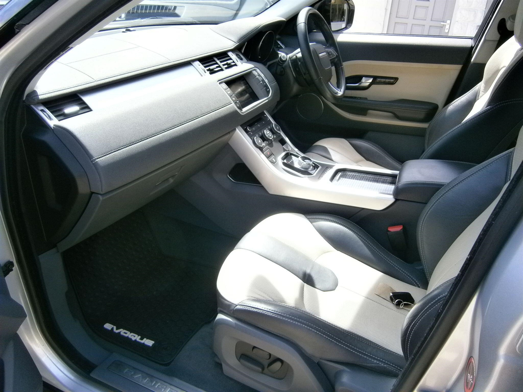 Land Rover Range Rover Evoque 2.2 Ed4 Pure Fwd Euro 5 Ss Black #13