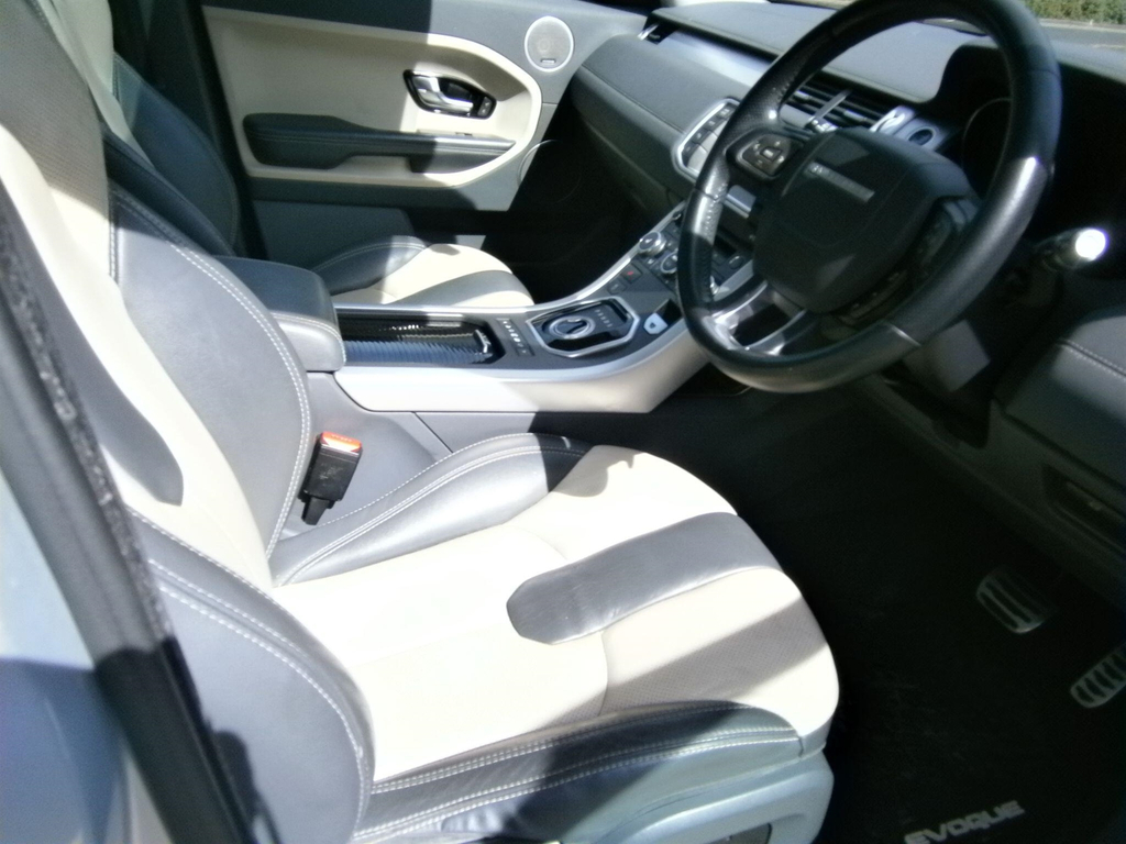 Land Rover Range Rover Evoque 2.2 Ed4 Pure Fwd Euro 5 Ss Black #2