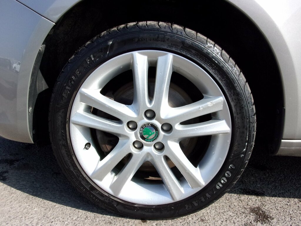 Skoda Fabia Se 1.2 Tsi Estate Grey #24