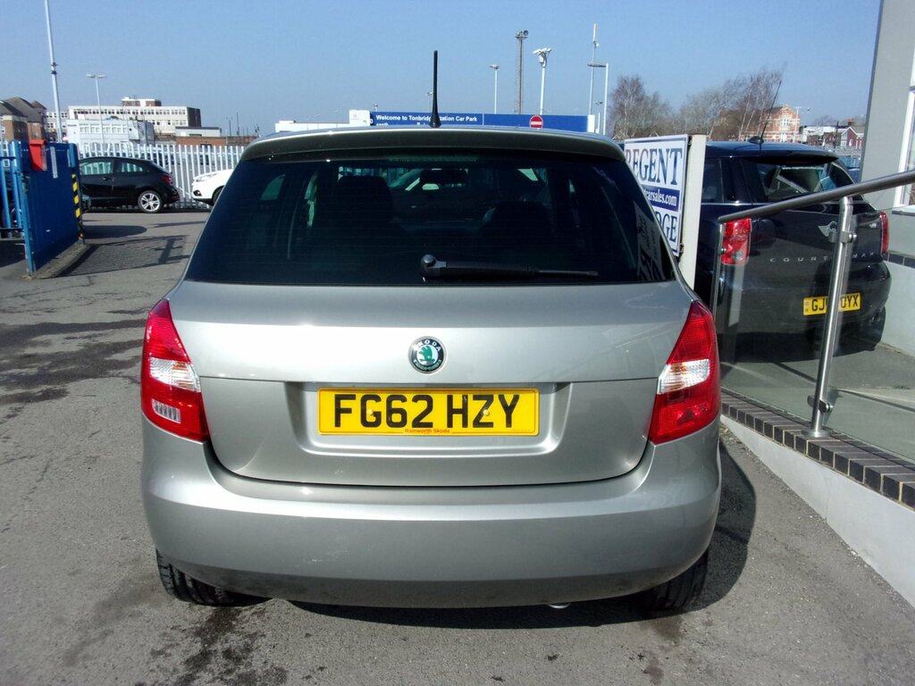 Skoda Fabia 1.6 Tdi Cr 105 Elegance Beige #5