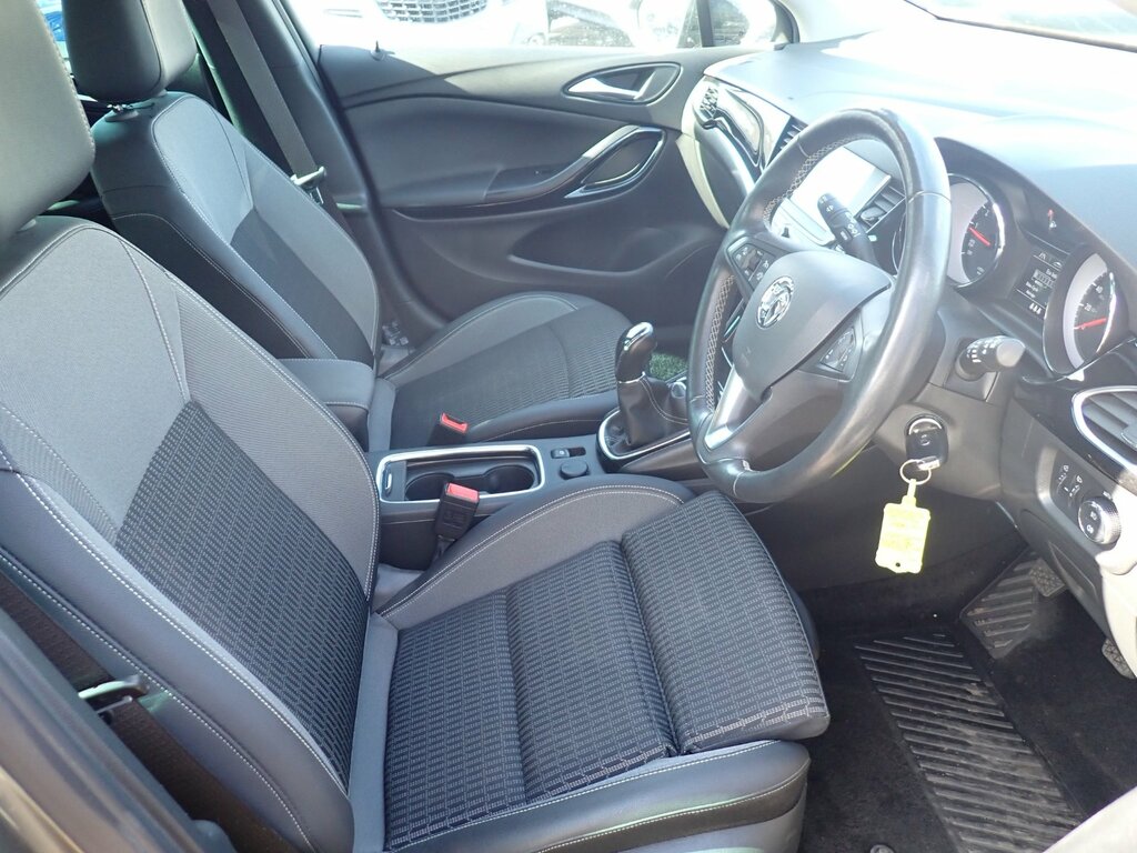 Vauxhall Astra 1.2 Turbo Business Edition Nav Hatchback Petro Grey #21
