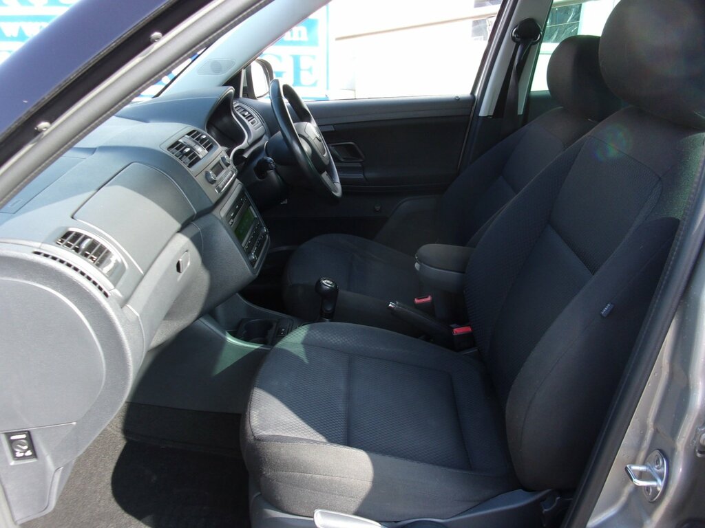 Skoda Fabia 1.6 Tdi Cr 105 Elegance Beige