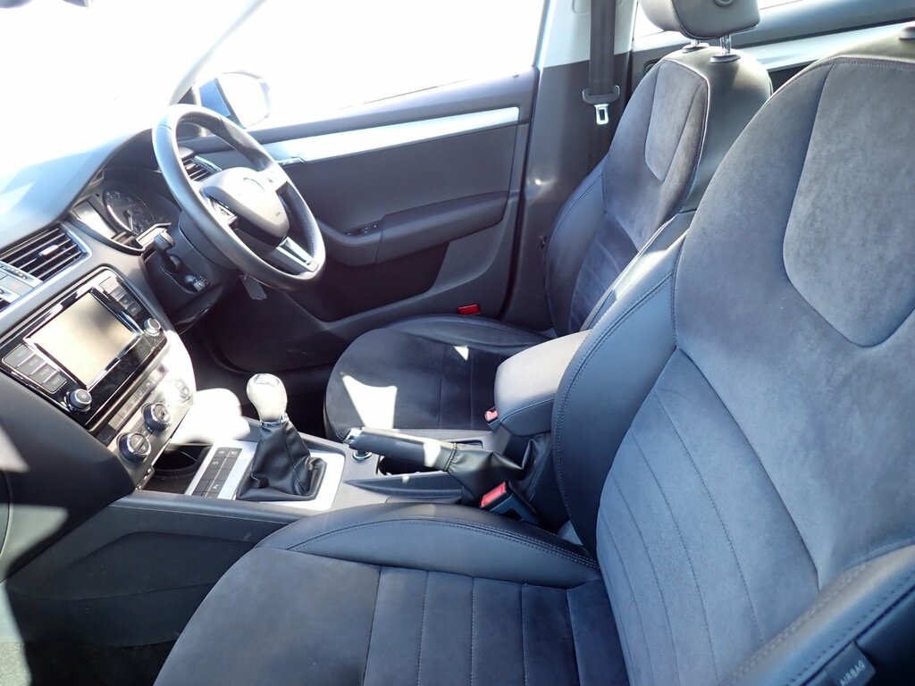 Skoda Octavia 1.4 Tsi Se L Hatchback Euro 6 S Blue #2