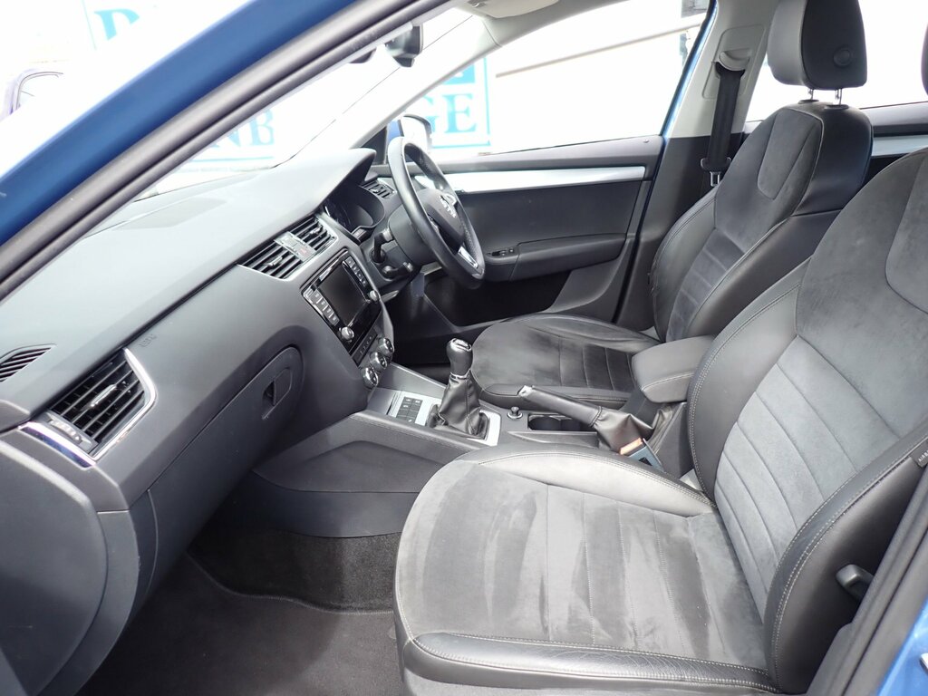 Skoda Octavia 1.4 Tsi Se L Hatchback Euro 6 S Blue #3