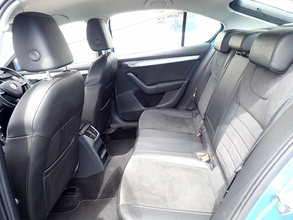 Skoda Octavia 1.4 Tsi Se L Hatchback Euro 6 S Blue #4
