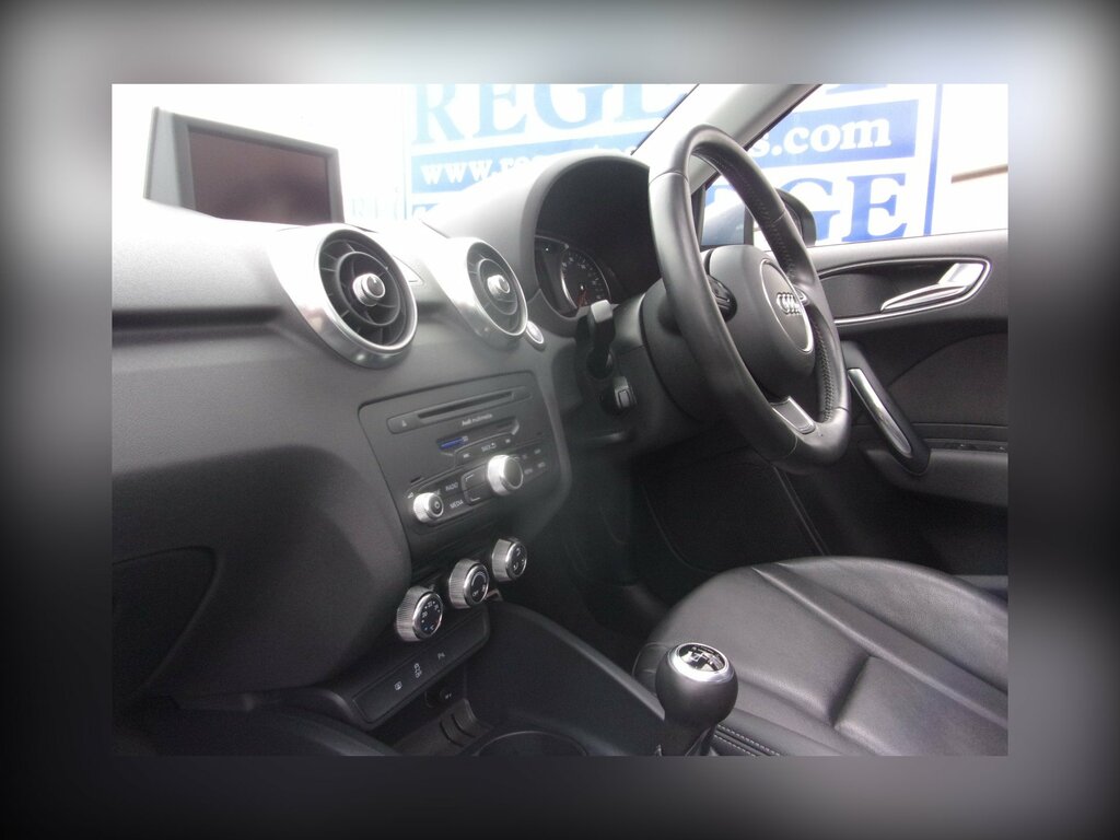 Audi A1 1.4 Tfsi Sport Sportback Euro 5 Orange #11