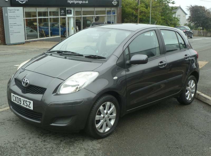 Toyota Yaris 1.33 Vvt-i Tr 6-Sp 101Ps Low Tax Grey #5