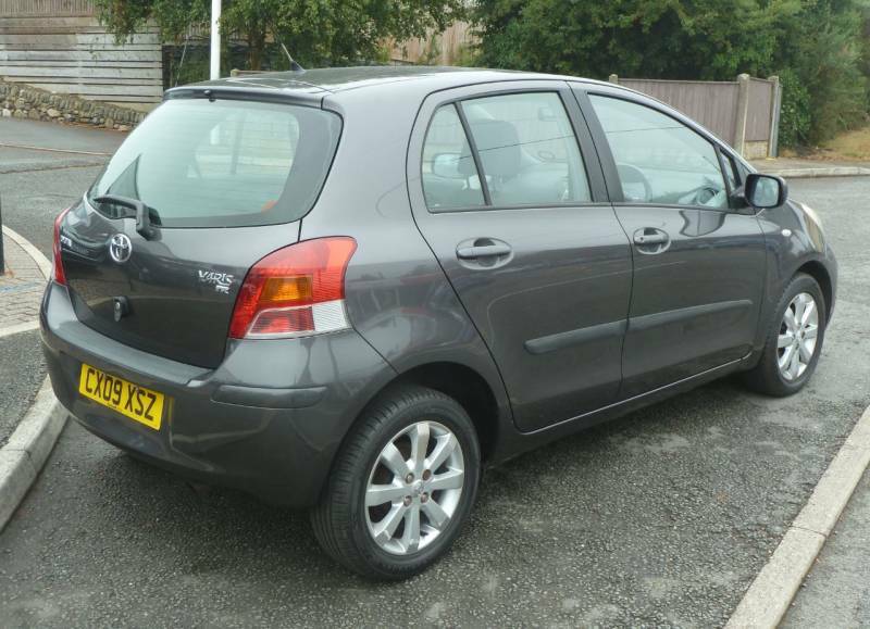 Toyota Yaris Hatchback 1.0 Vvt-i Tr 200959 Red #9