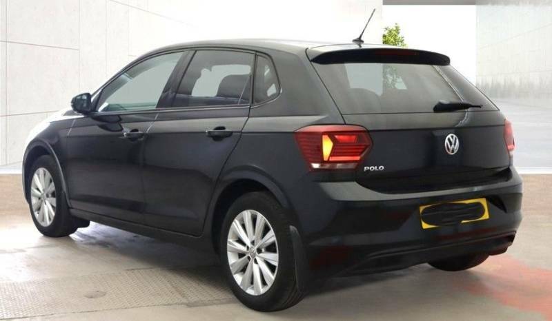 Volkswagen Polo 1.0 Tsi 95 Match Black #5