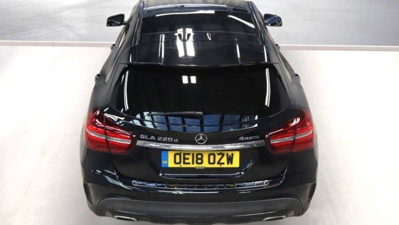 Mercedes-Benz GLA Class Gla 220D 4Matic Amg Line Prem Plus Black #6