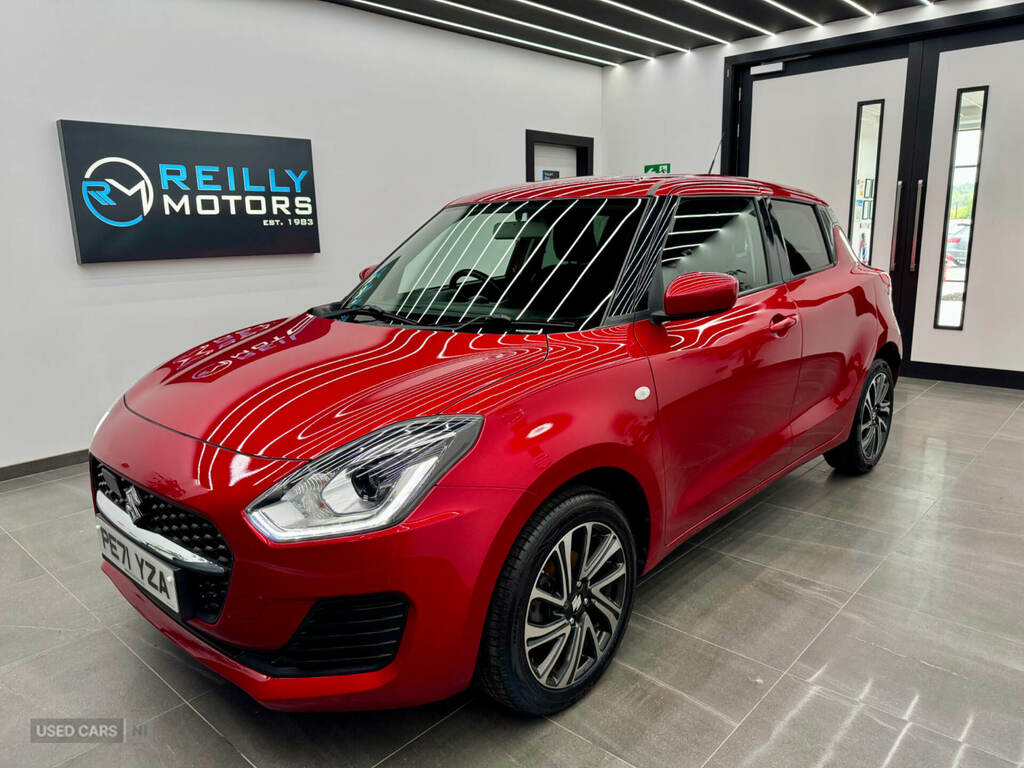 Suzuki Swift 1.2 Dualjet 83 12V Red