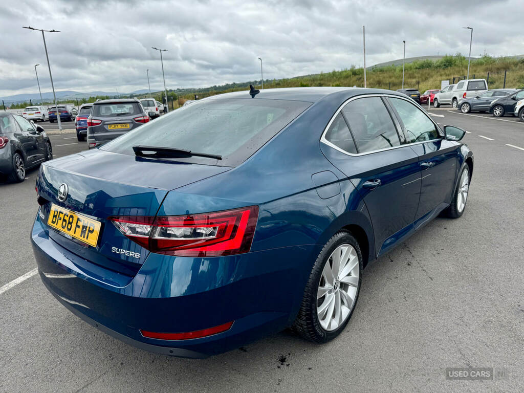 Skoda Superb 2.0 Tdi Cr Se Blue #3
