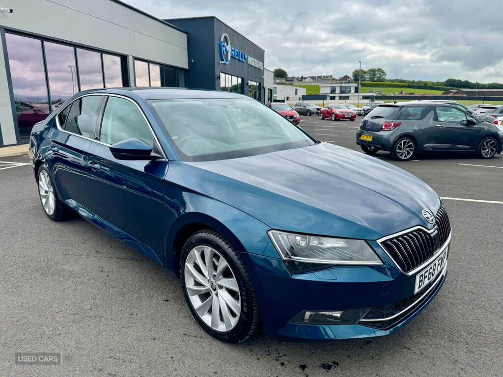 Skoda Superb 2.0 Tdi Cr Se Blue
