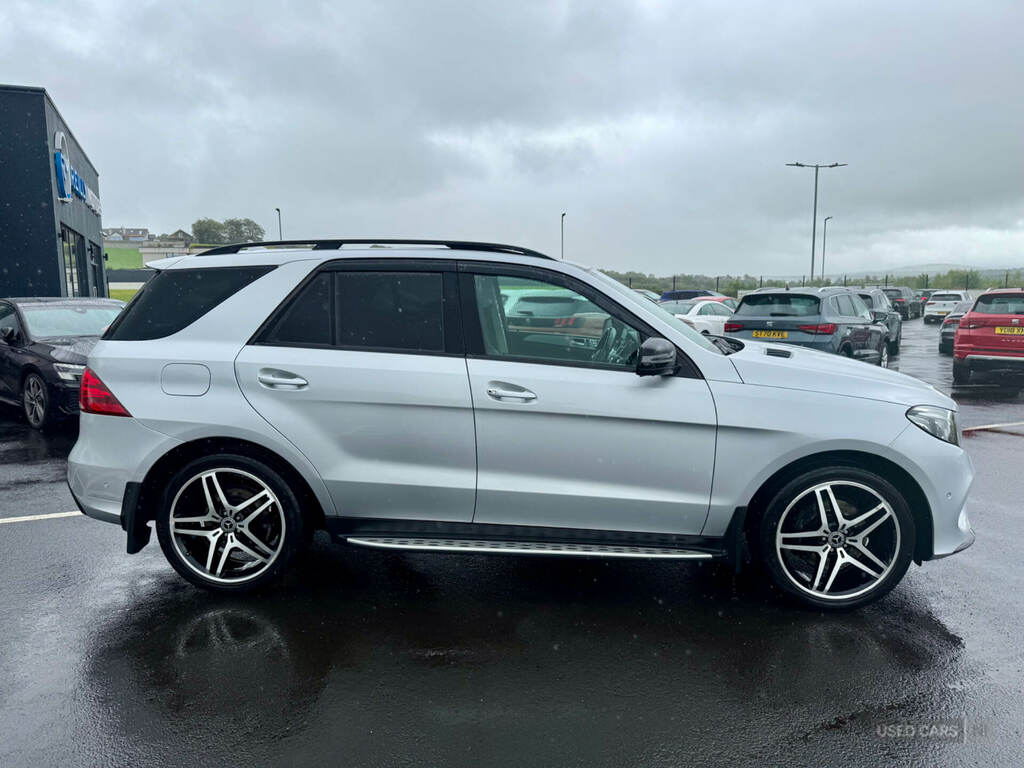 Mercedes-Benz GLE Class Gle 250D 4Matic Amg Silver #2