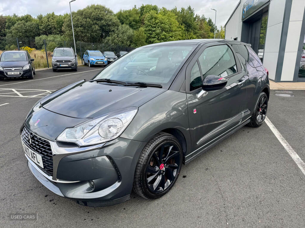 DS DS 3 1.6 Bluehdi Performance Line Grey #5
