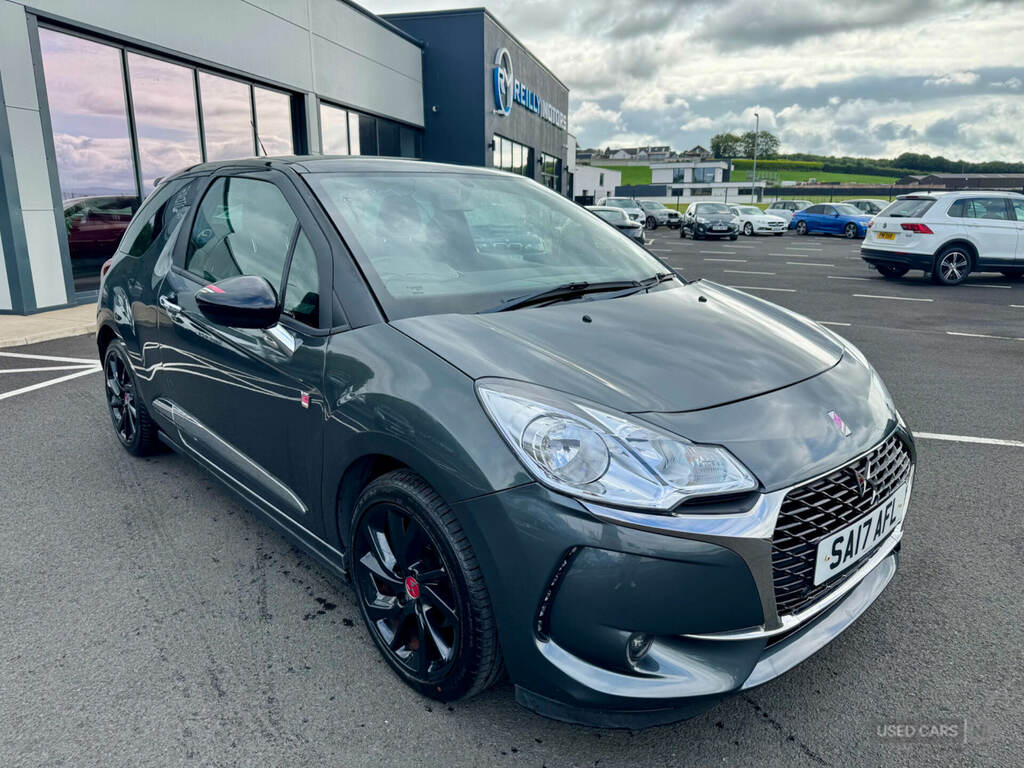 DS DS 3 1.6 Bluehdi Performance Line Grey