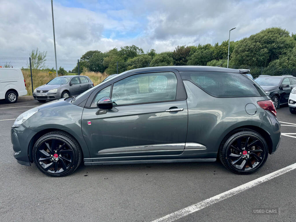 DS DS 3 1.6 Bluehdi Performance Line Grey #4