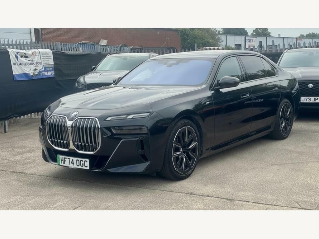 BMW i7 50 105.7Kwh M Sport Edrive Black #2