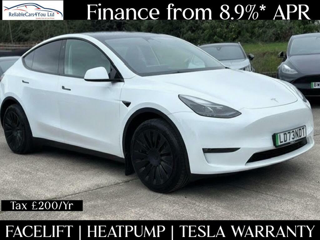 Tesla Model Y Dual Motor Long Range 4Wde White