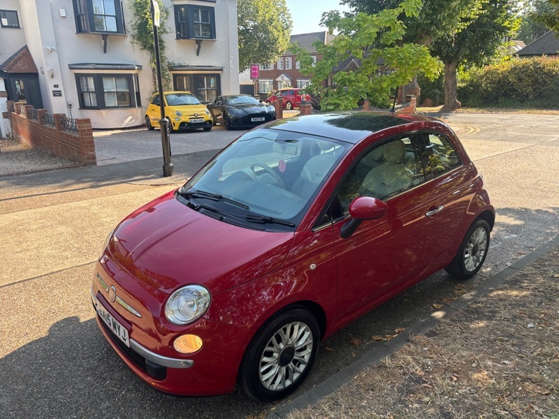Fiat 500 Lounge Red #4