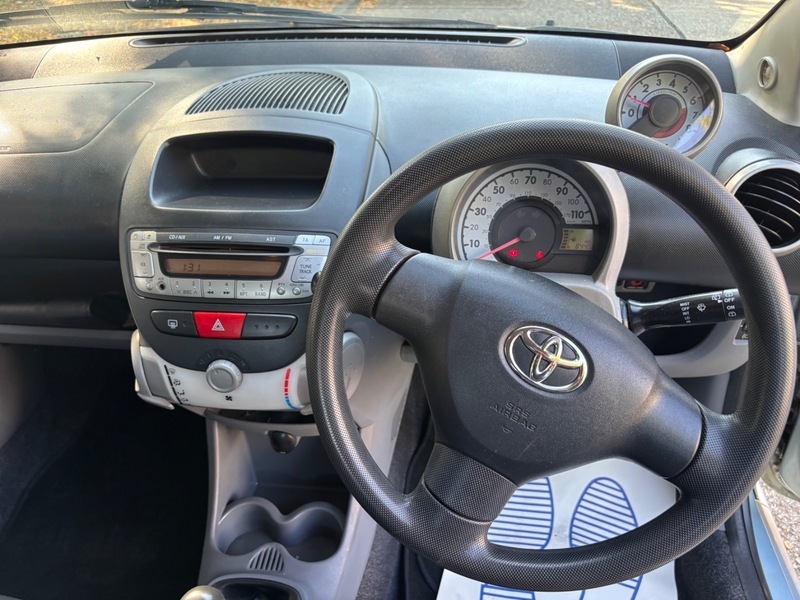 Toyota Aygo 1.0 Vvt-i Black Euro 4 Black #13