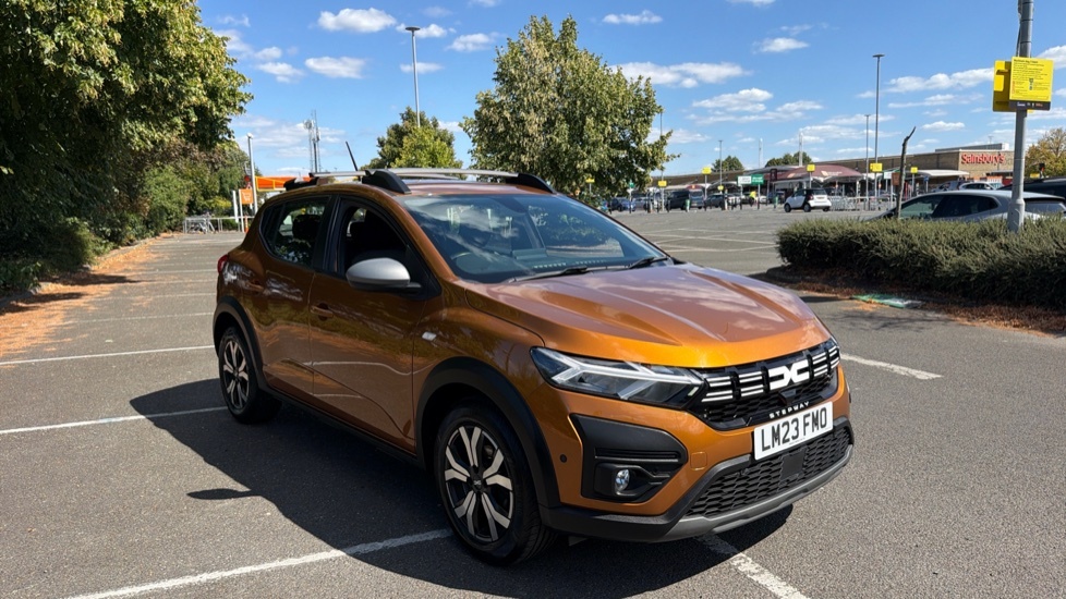 Dacia Sandero Stepway Dacia Sandero Stepway 1.0 Tce Journey Orange