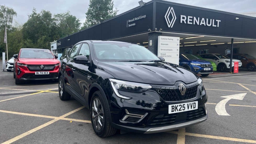 Renault Arkana Renault Arkana 1.6 E-tech Fhev 145 Evolution A Black