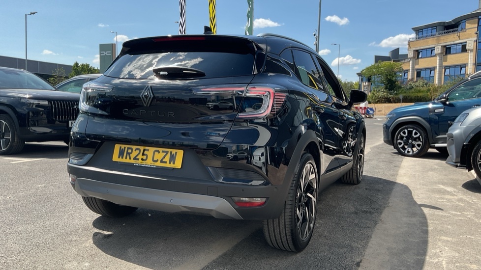 Renault Captur Captur 1.6 E-tech Full Hybrid 145 Esprit Alpine Black #3