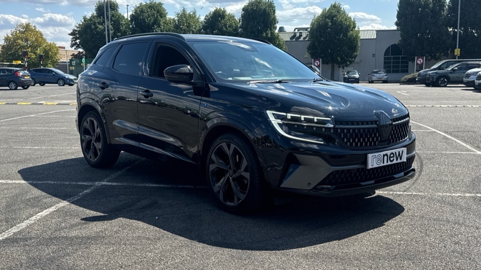 Renault Austral Renault Austral 1.2 E-tech Fhev Techno Esprit Alpi Black