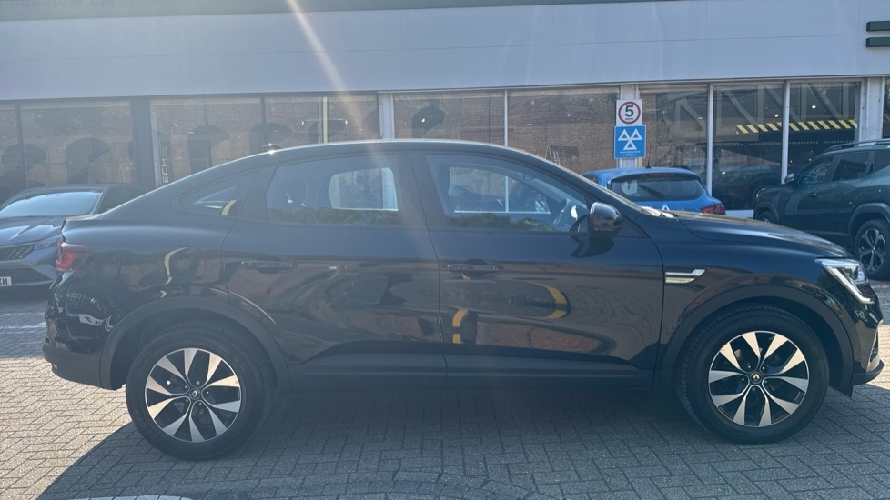 Renault Arkana 1.3 Mhev Evolution Suv Edc 2Wd Euro 6 Black #2