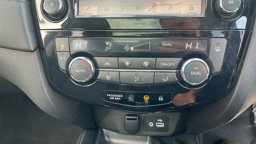 Nissan X-Trail 1.3L Dig-t N-connecta Dct 156 Bhp Silver #24