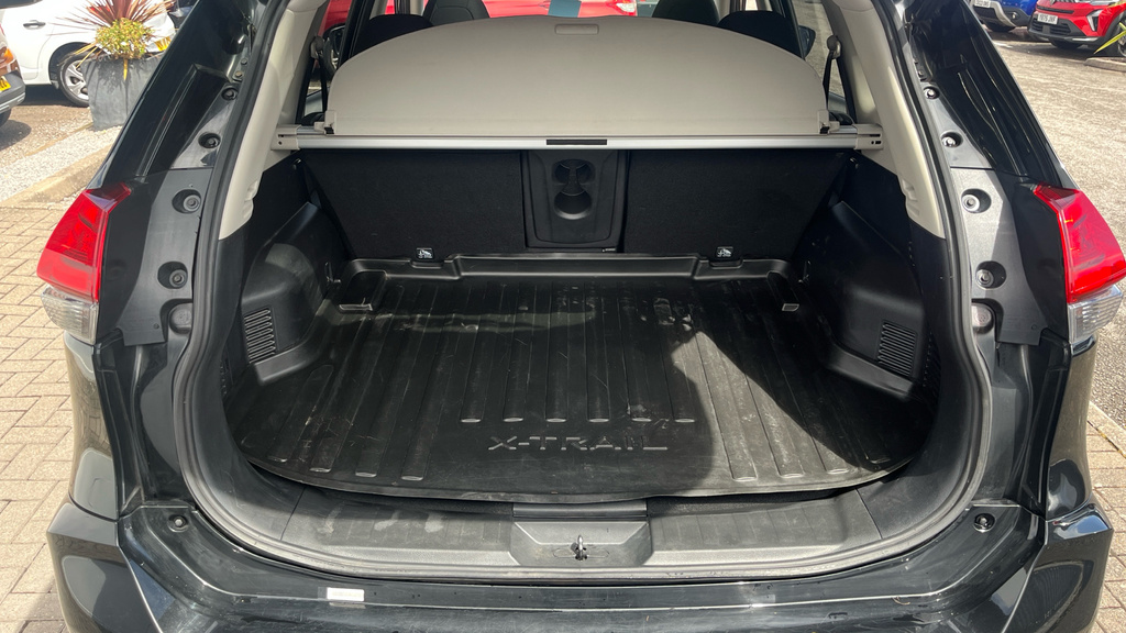 Nissan X-Trail 1.3L Dig-t N-connecta Dct 156 Bhp Silver #13