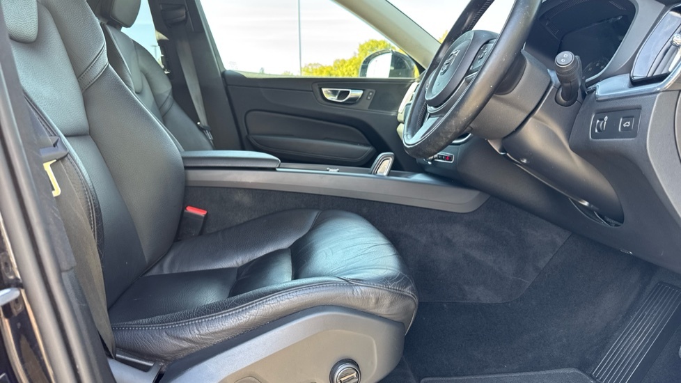 Volvo XC60 2.0 B5p 250 Inscription Awd Geartronic Blue #27