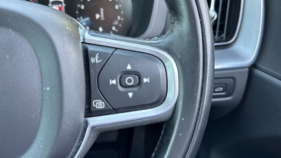 Volvo XC60 2.0 B5p 250 Inscription Awd Geartronic Blue #22
