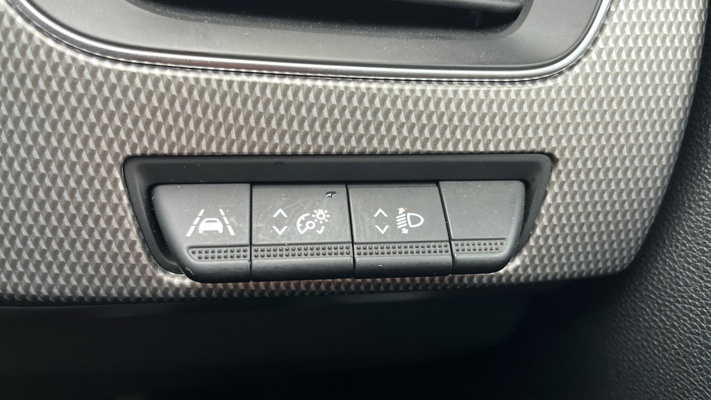 Renault Arkana 1.3 Tce Mild Hybrid 140 S Edition Edc Estate White #57