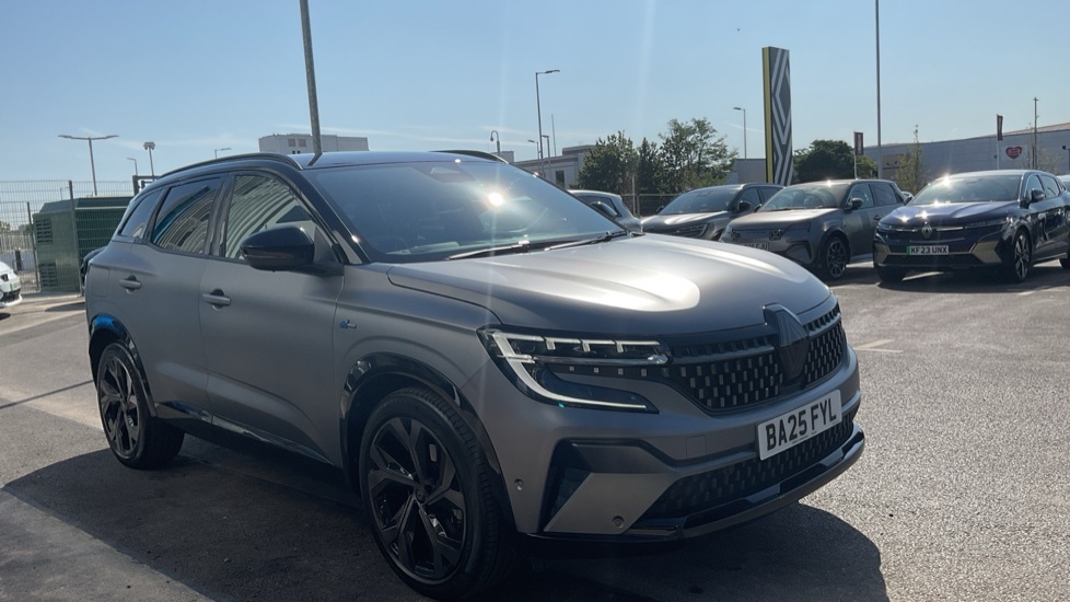 Renault Austral Renault Austral 1.2 E-tech Fhev Techno Esprit Alpi Black