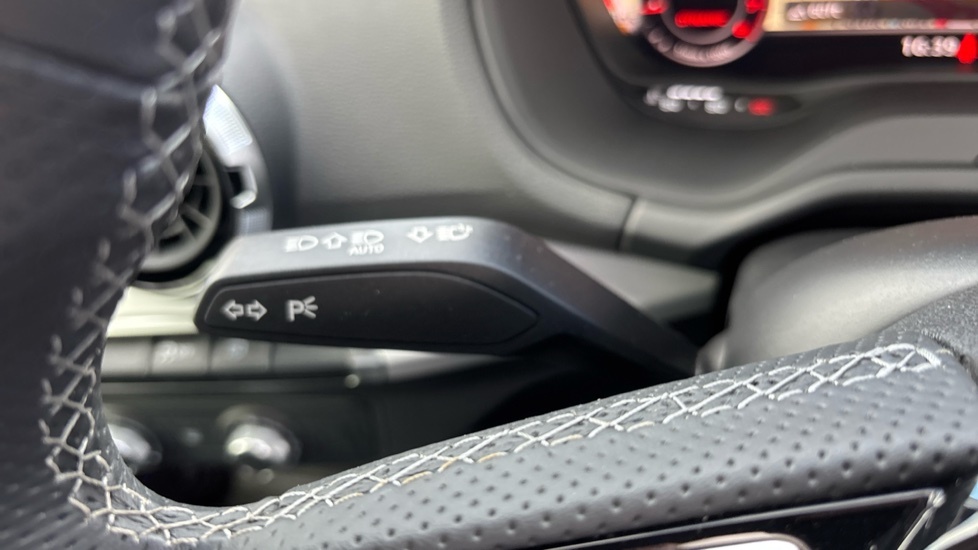 Audi Q2 Audi Estate 35 Tfsi Sport S Tronic Black #28
