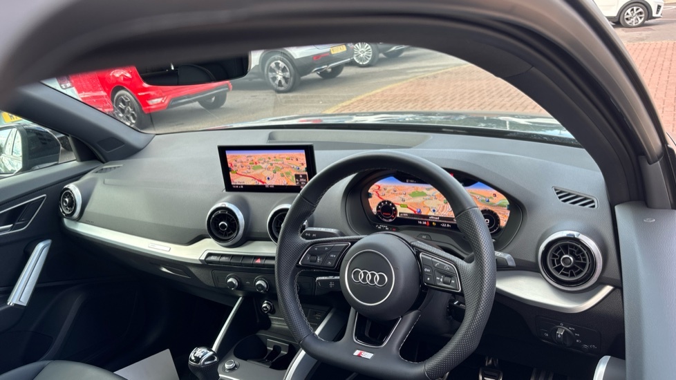Audi Q2 Audi Q2 30 Tfsi Black Edition Grey #5