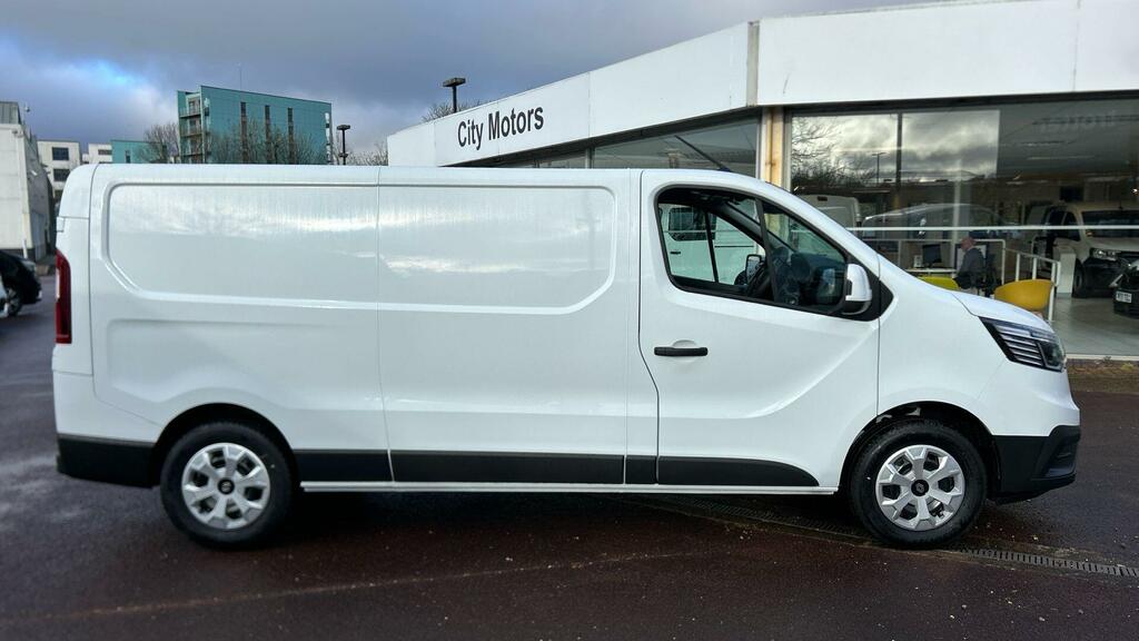 Renault Trafic Trafic Ll30 Blue Dci 150 Advance Van Edc White #2