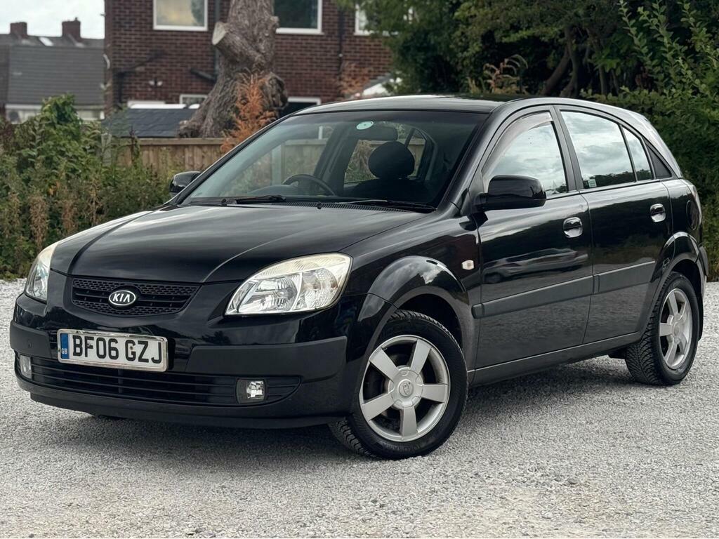 Kia RIO 1.4 LX Black #2