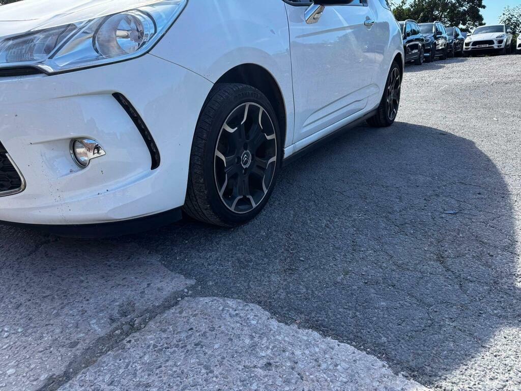 Citroen DS3 1.6 Vti White Euro 5 White #3