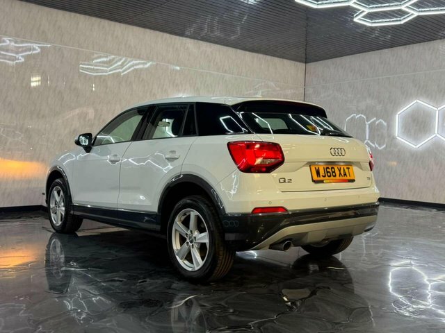 Audi Q2 2018 1.6 Tdi 30 Sport Suv Euro 6 White #6