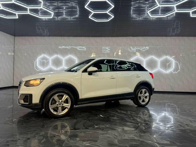 Audi Q2 2018 1.6 Tdi 30 Sport Suv Euro 6 White #5
