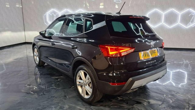 Seat Arona 2018 1.0 Tsi Fr Suv Euro 6 Ss Black #3