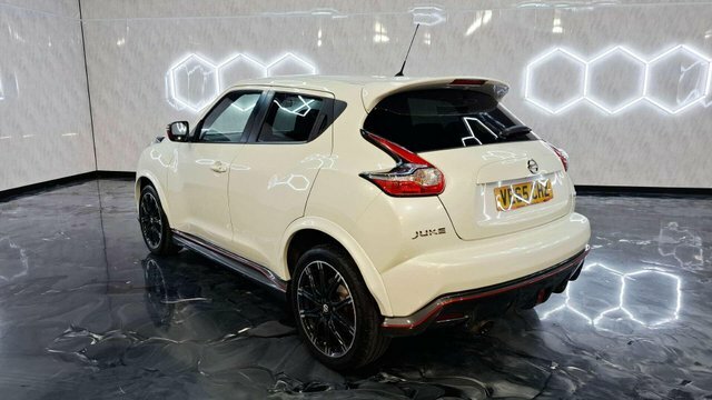 Nissan Juke 2015 1.6 Dig-t Nismo Rs Suv Euro White #4