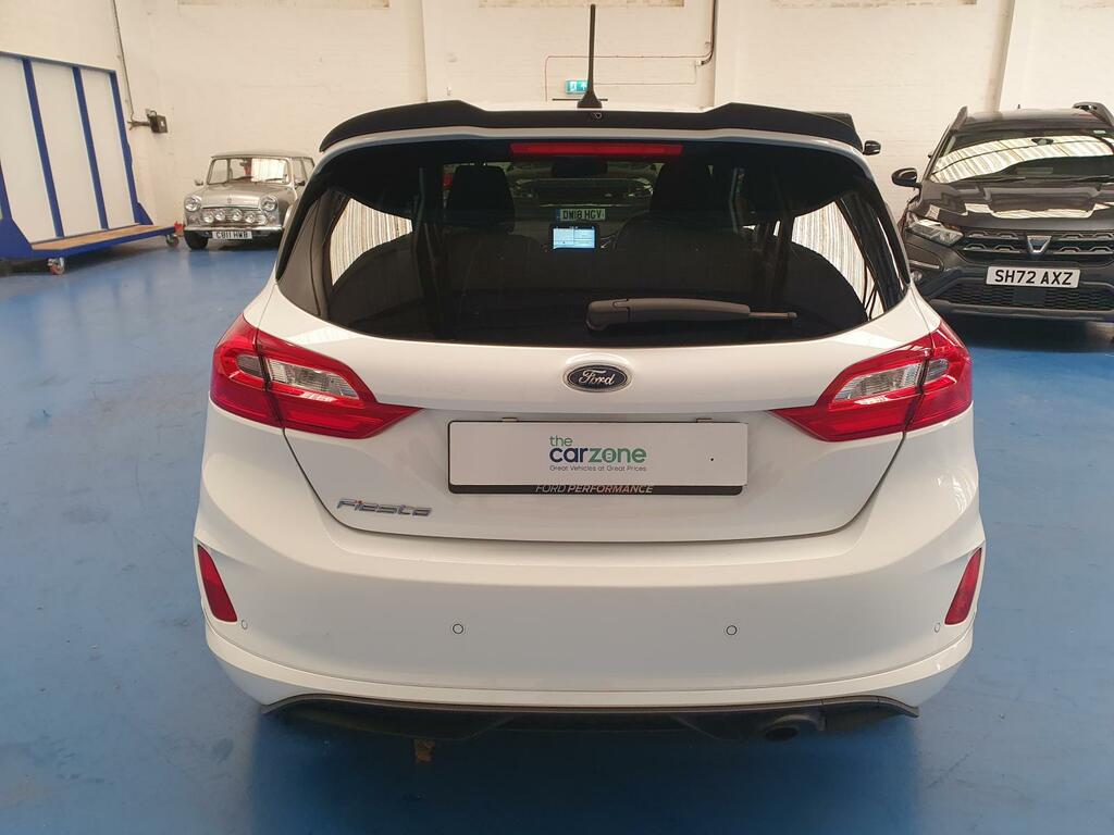 Ford Fiesta Hatchback SG18YWT #4