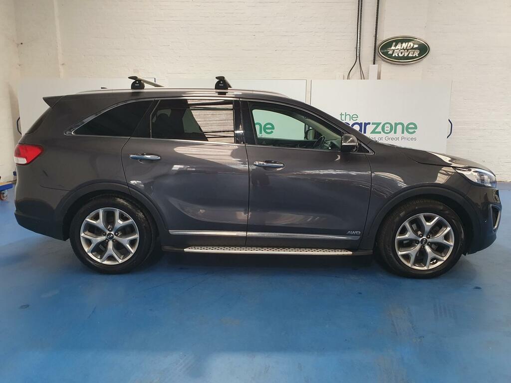 Kia Sorento Estate #2