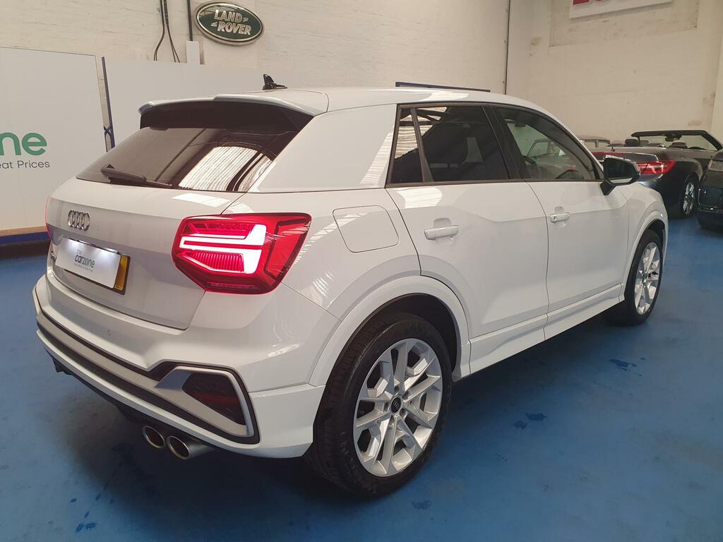 Audi Q2 Estate #3