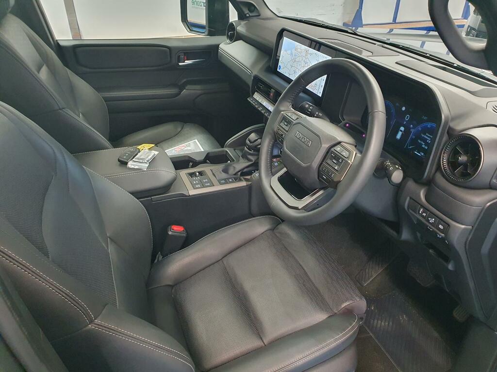 Toyota Land Cruiser D Active U923 Ulez Silver #12